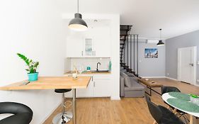 Blue Apartment Old Town Air Condition P4You Pl